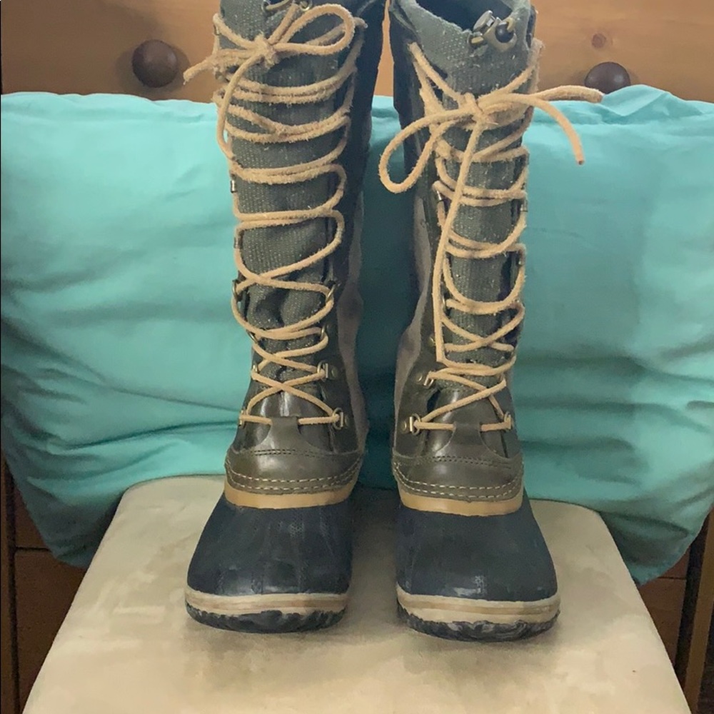 Sorel conquest Carly II boots